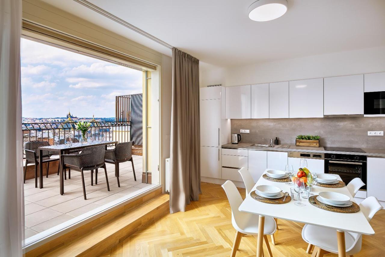 Downtown Suites Rubesova Praag Buitenkant foto